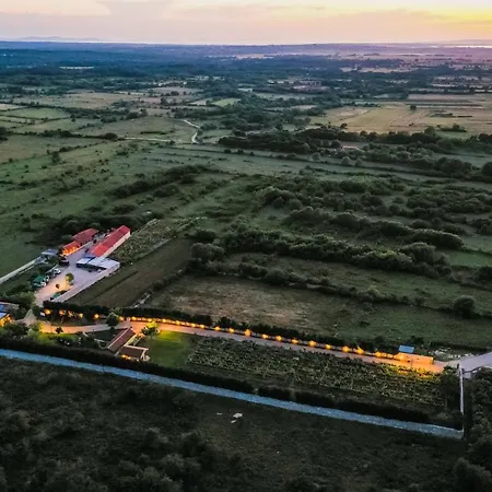 Villa Pequena Perla Vrsi